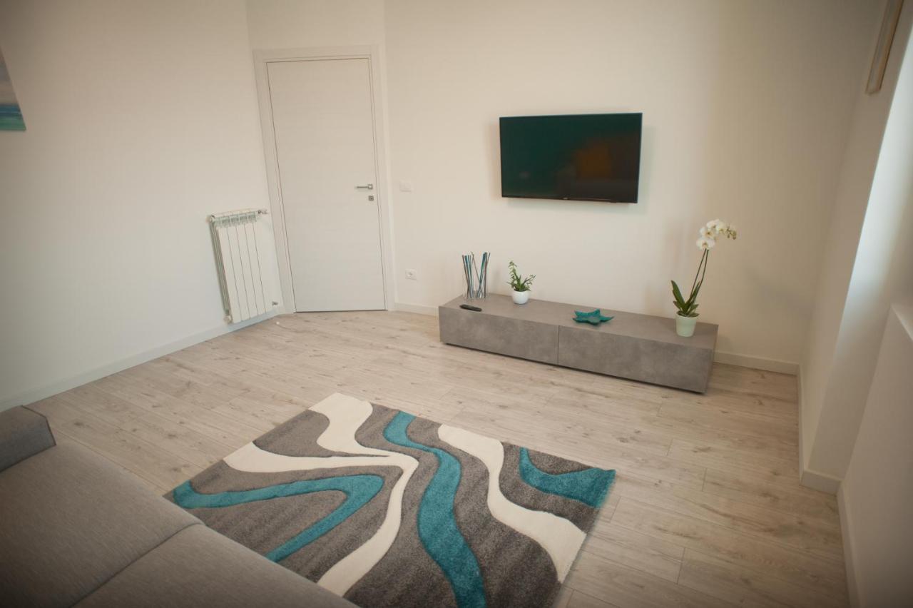 Veronese 4 Trieste Ngoại thất bức ảnh